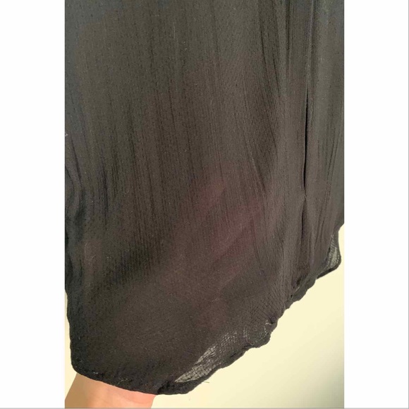 H&M Blouse - Picture 2 of 3